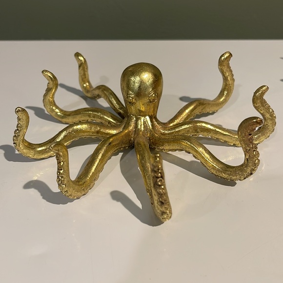Decorative Gold Octopus Figurines - Set of 3 Unique Home Accents - Picture 3 of 8